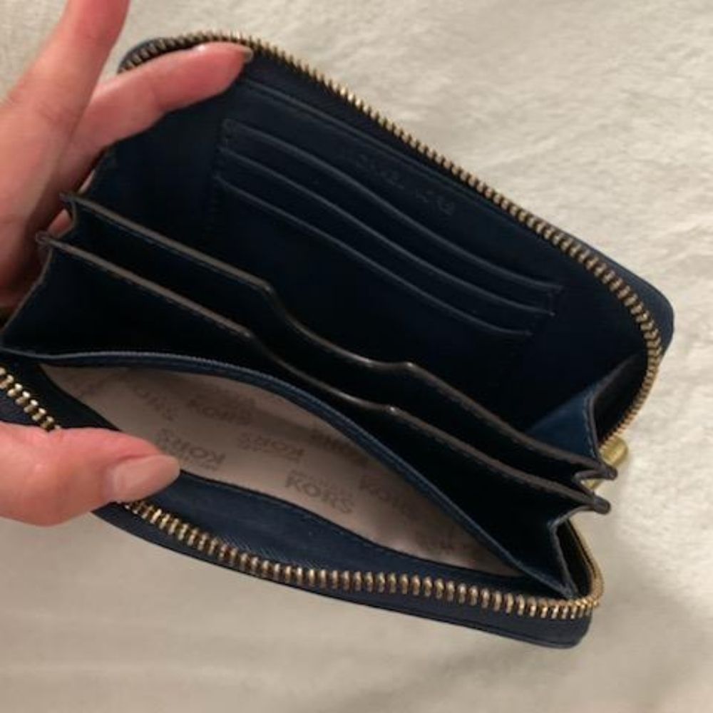 Michael Kors Wristlet - Picture 4 of 7